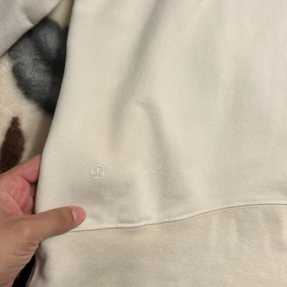 Lululemon Loungeful Hoodie in White Opal Sz 8 - Picture 12 of 14